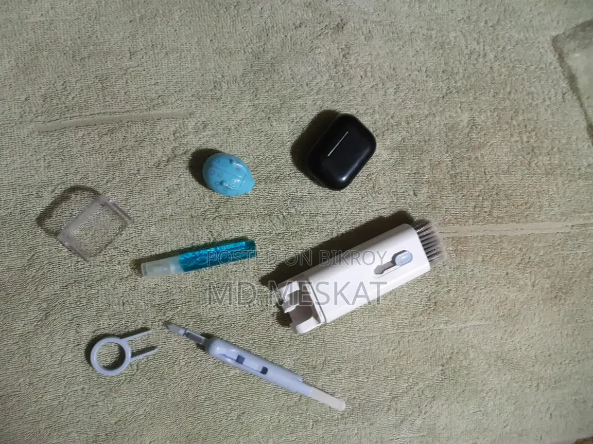 7 in 1 Cleaning Kit