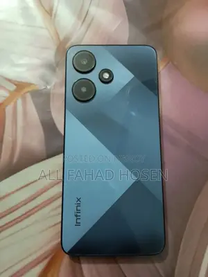 Infinix Hot 30i Ram: 4+4gb Rom: 64gb (Used)