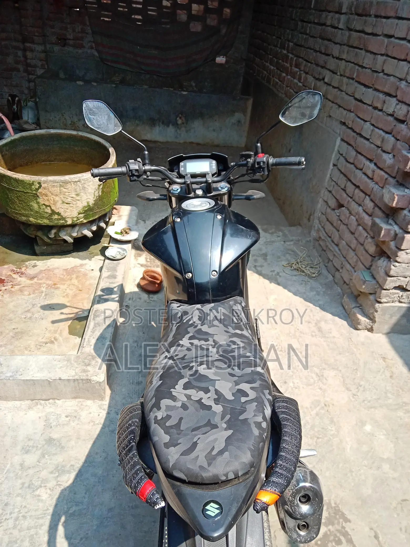 Suzuki Gixxer Monotone . 2020