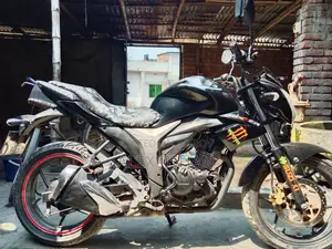 Suzuki Gixxer Monotone . 2020