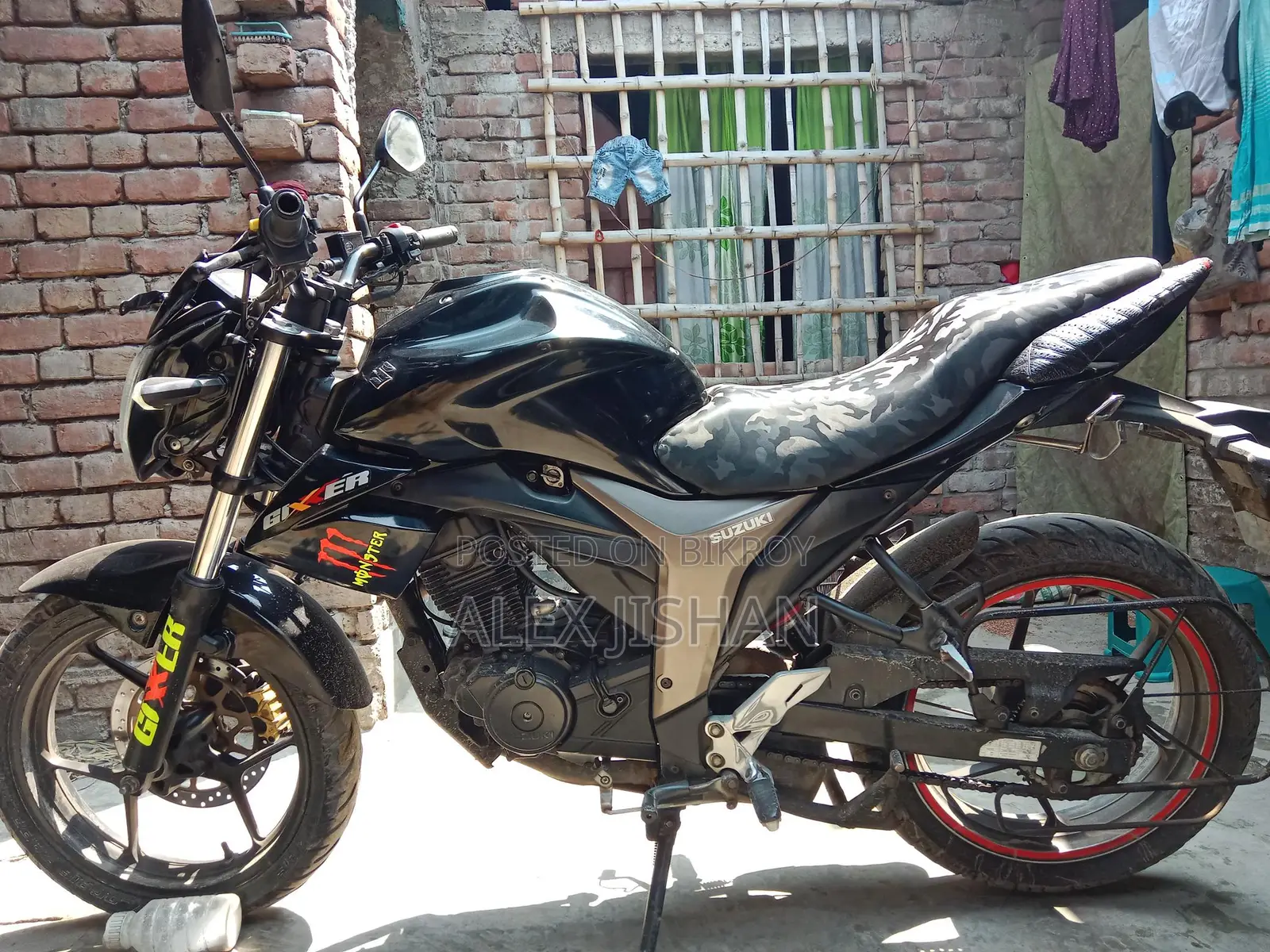 Suzuki Gixxer Monotone . 2020