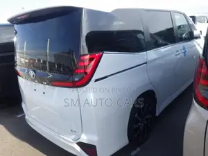 Toyota Noah Hybrid SZ Pearl 2026