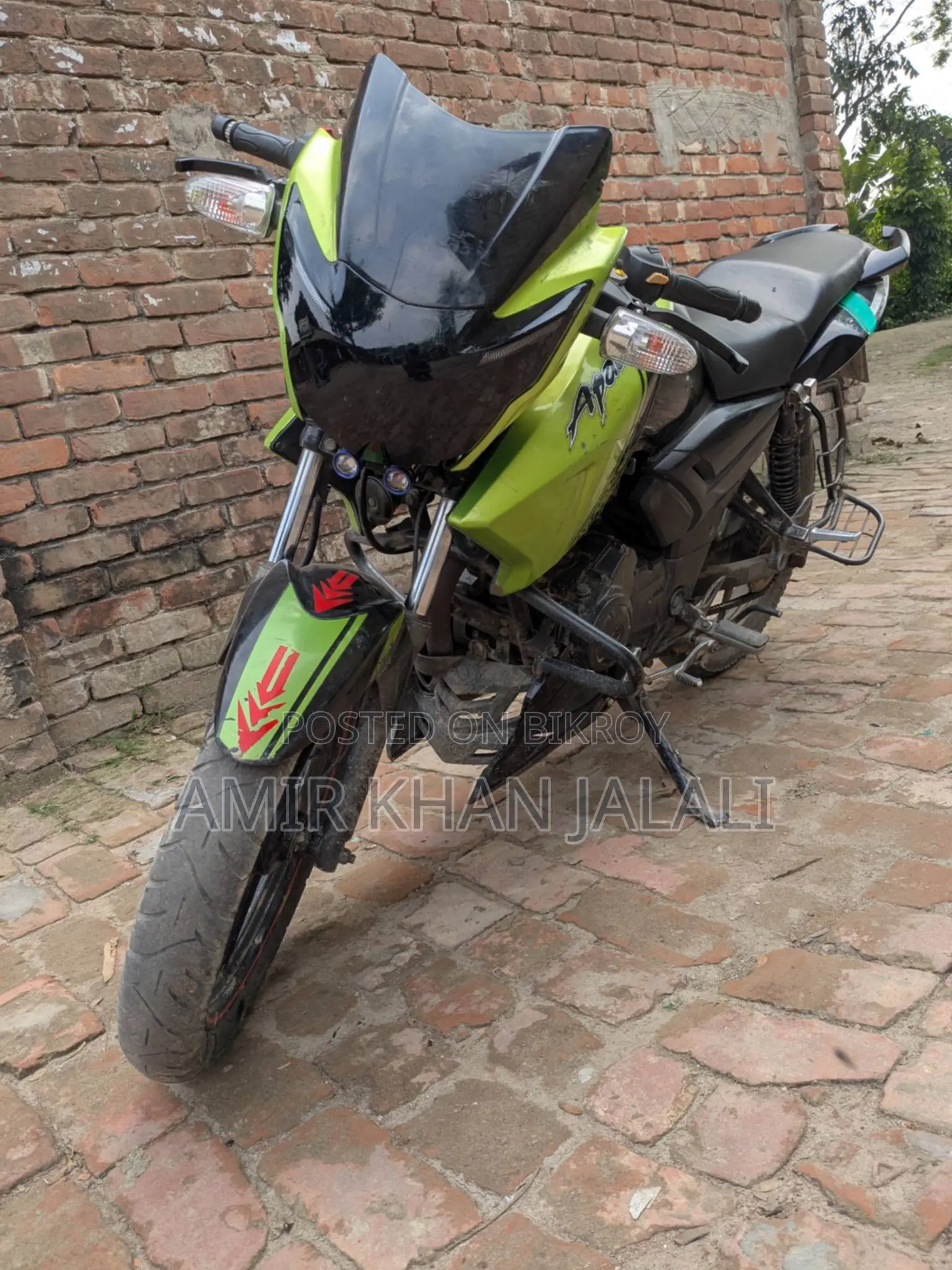 TVS Apache RTR 2v 2016