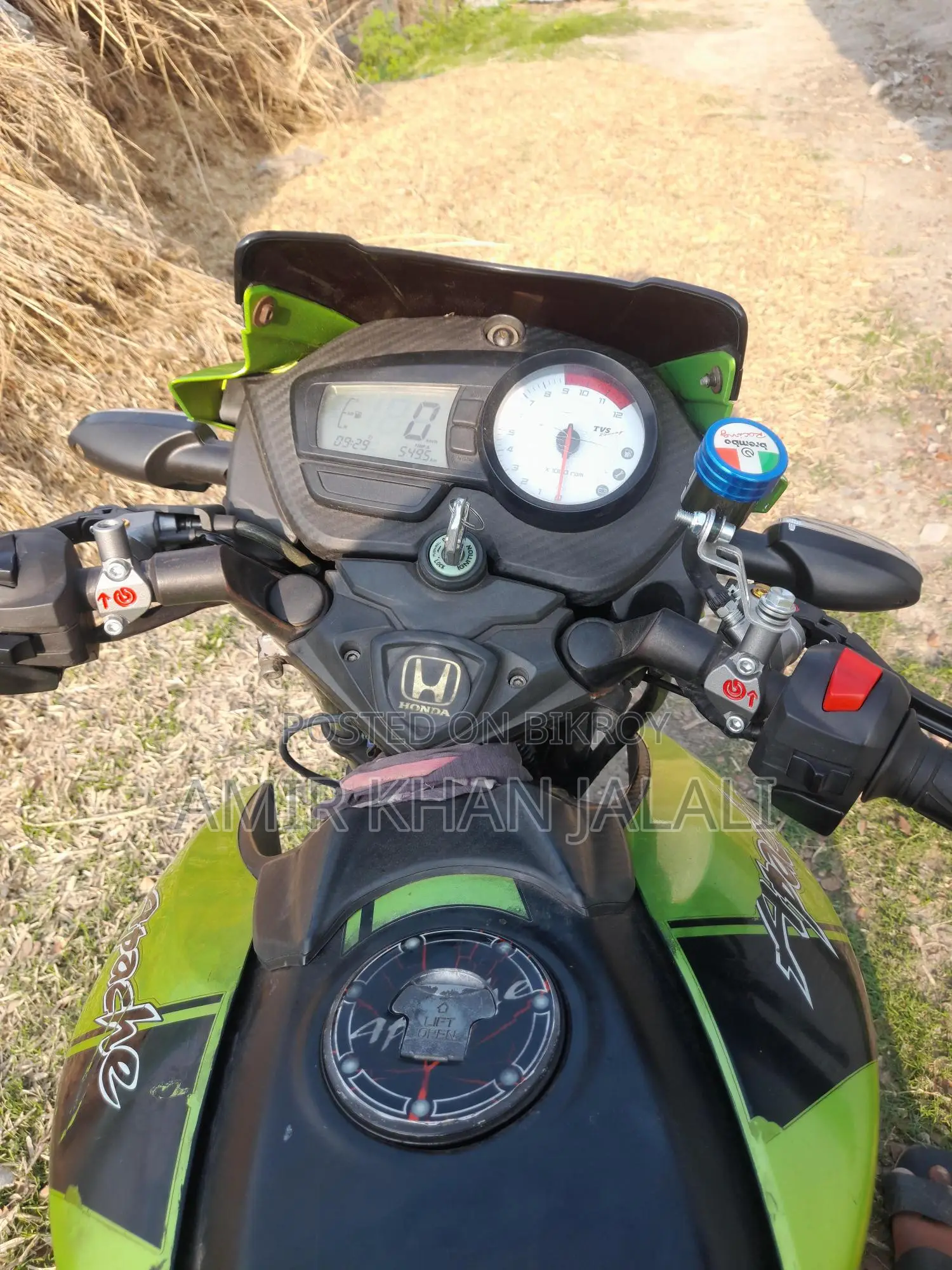 TVS Apache RTR 2v 2016