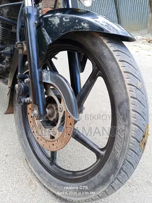Bajaj Discover 150 . 2015