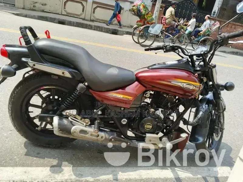 Bajaj Avenger 150 Street ` 2018