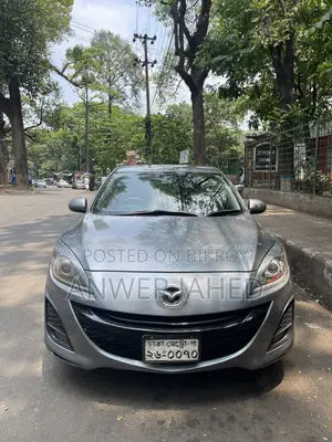 মাজদা অ্যাক্সিলা ২০১১ গ্রে