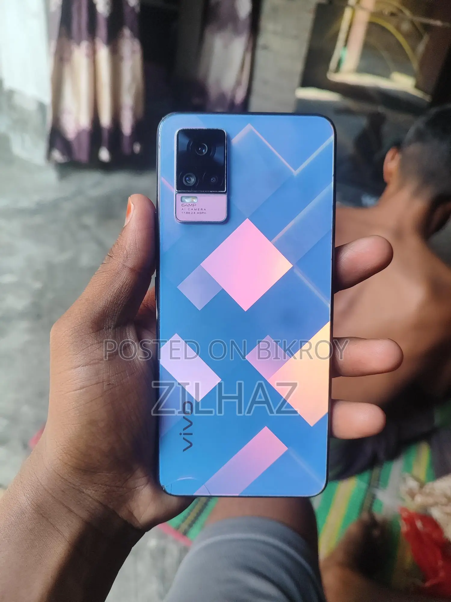Vivo V21e 8/128GB (Used)