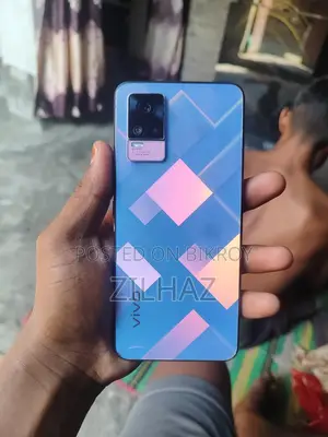 Vivo V21e 8/128GB (Used)