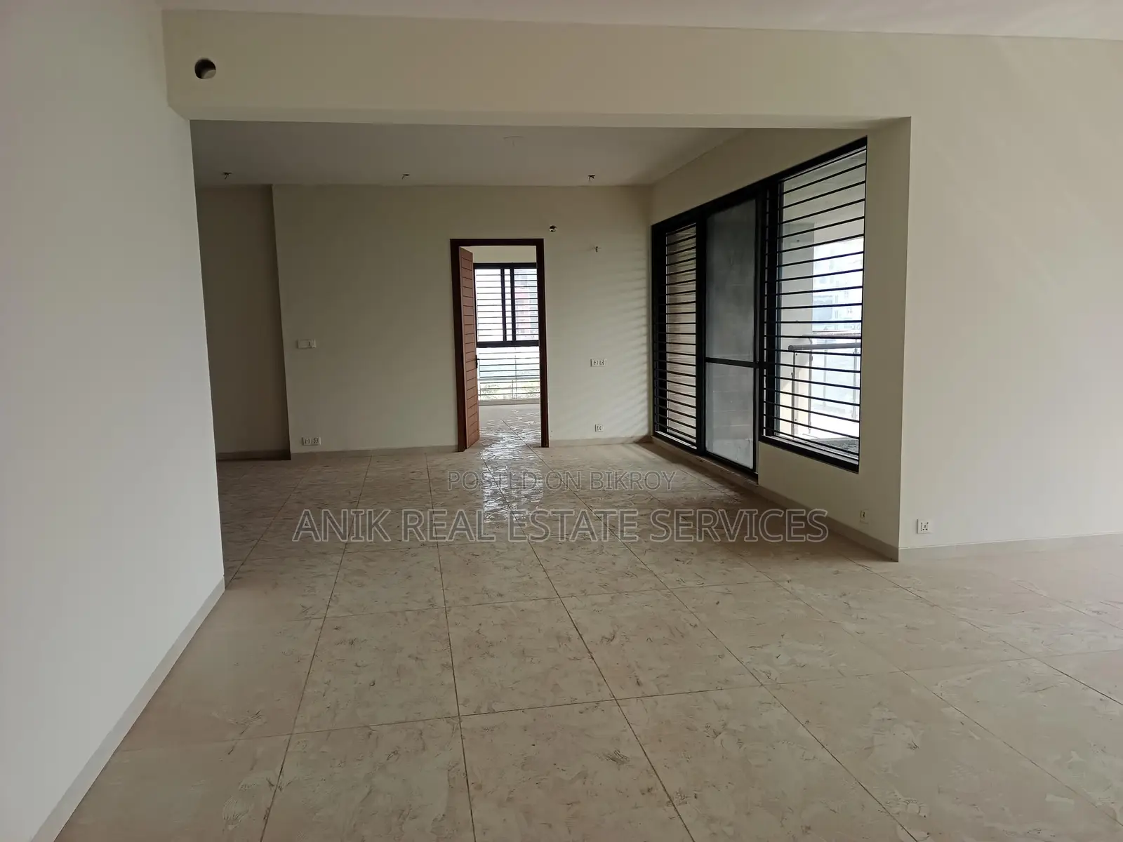 Good Quality 4500 Sft Un Farnised Flat Rent At Gulshan 2