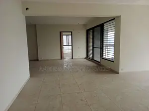 Good Quality 4500 Sft Un Farnised Flat Rent At Gulshan 2