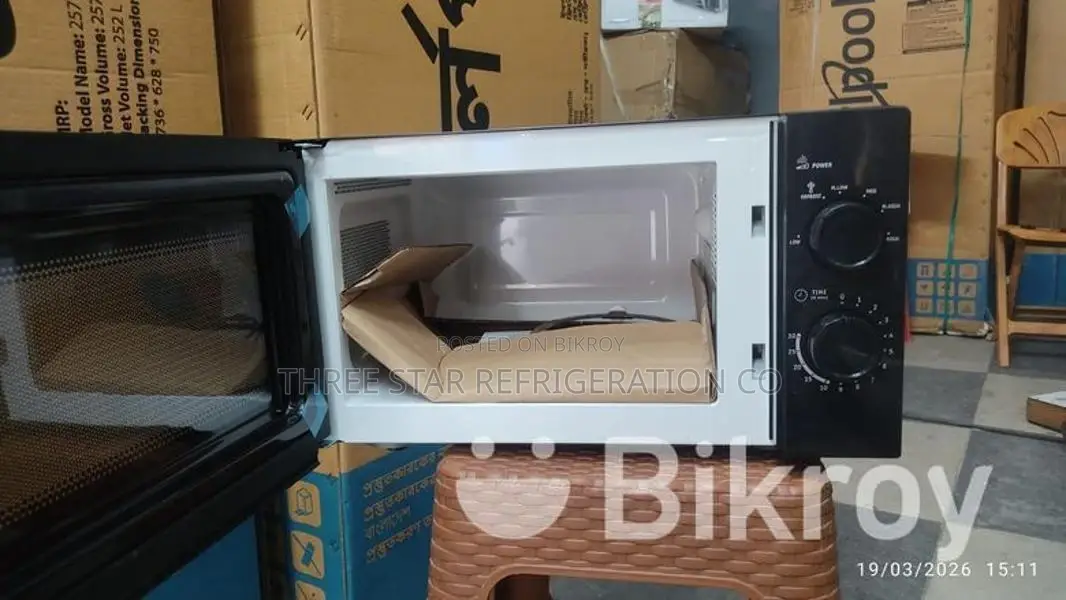০২৯. ওভেন ২০ লিটার Whirlpool Oven