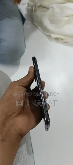 Apple iPhone X ` (Used)