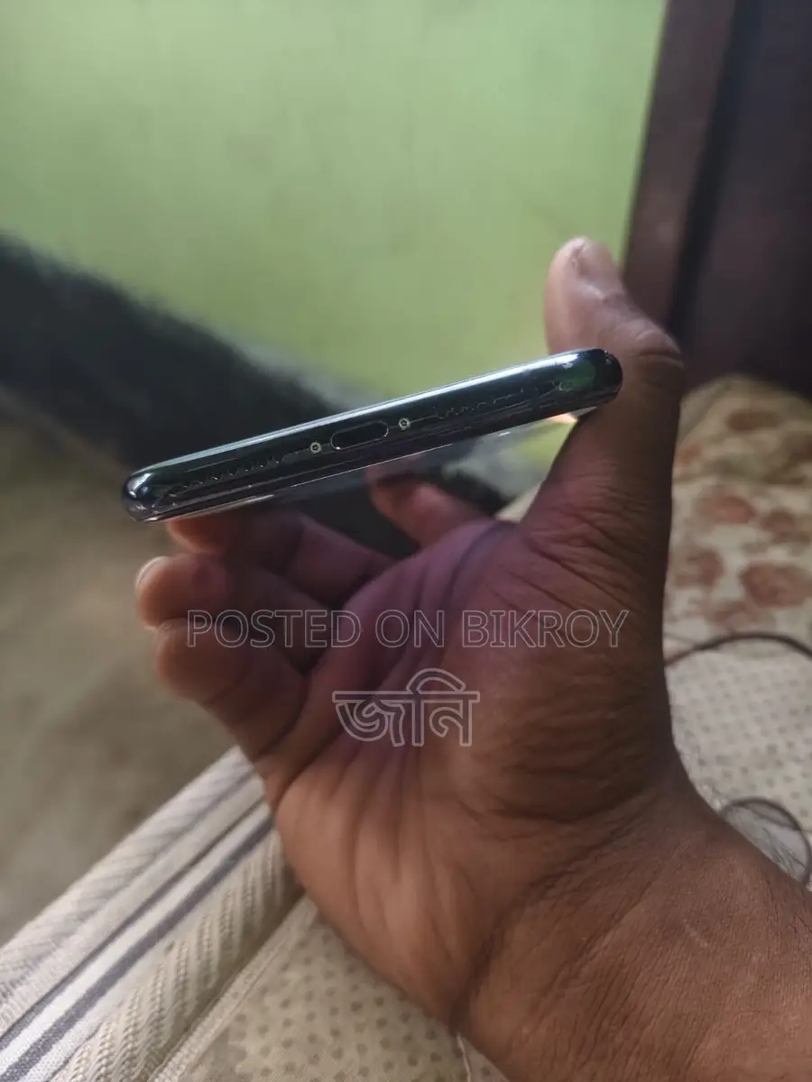 Apple iPhone 11 Pro Max 256 বক্সসহ (ব্যবহৃত)