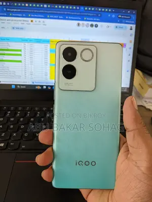 iQOO Z7 Pro 5G 8/256 GB (Used)