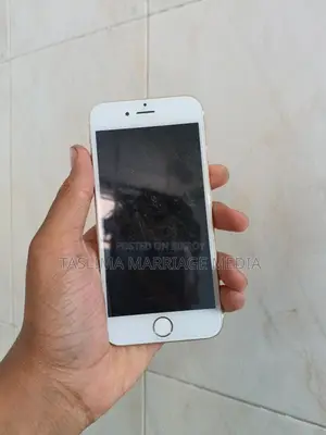 Apple iPhone 6 . (Used)