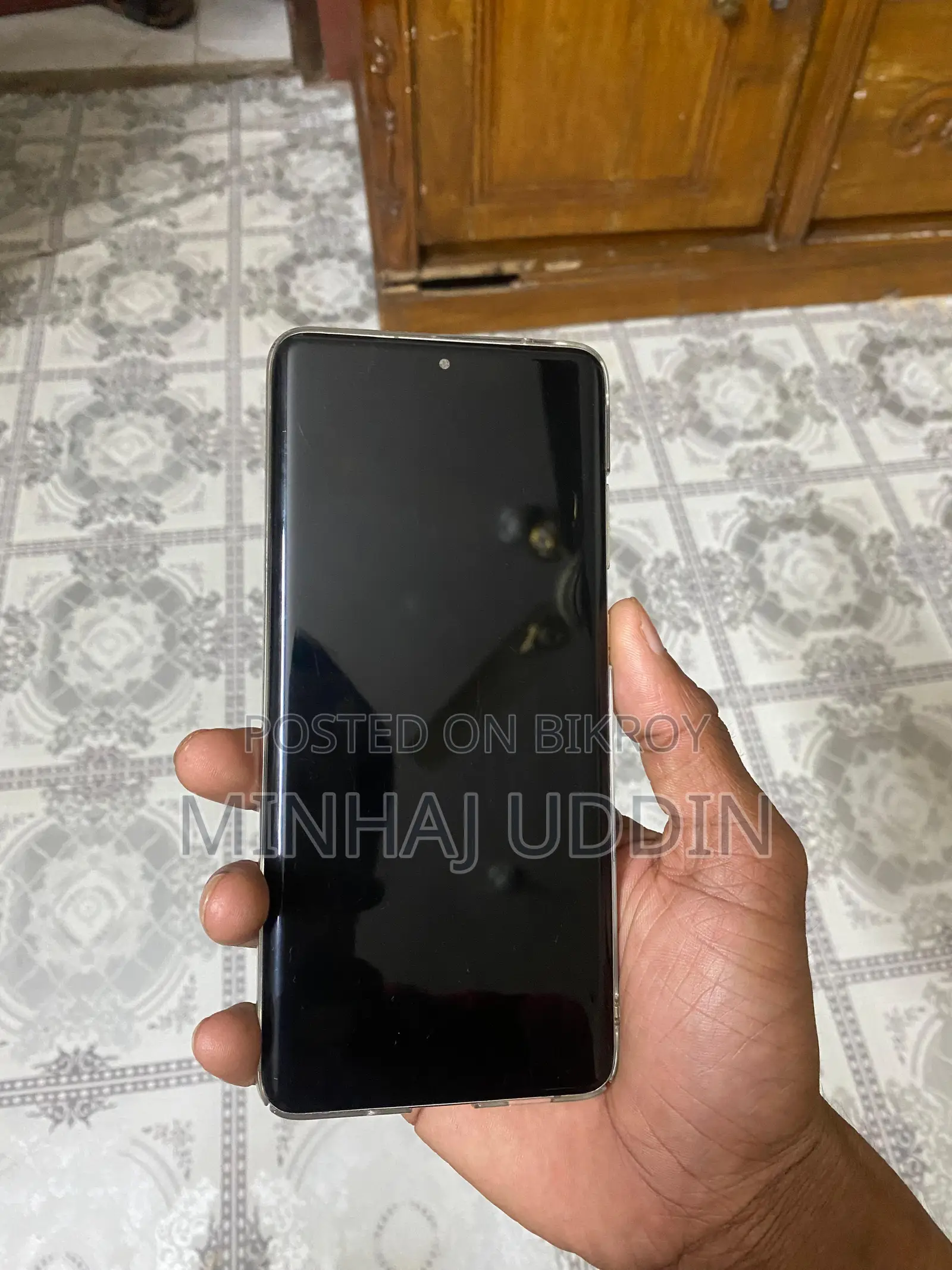 Samsung Galaxy S20 Ultra . (Used)