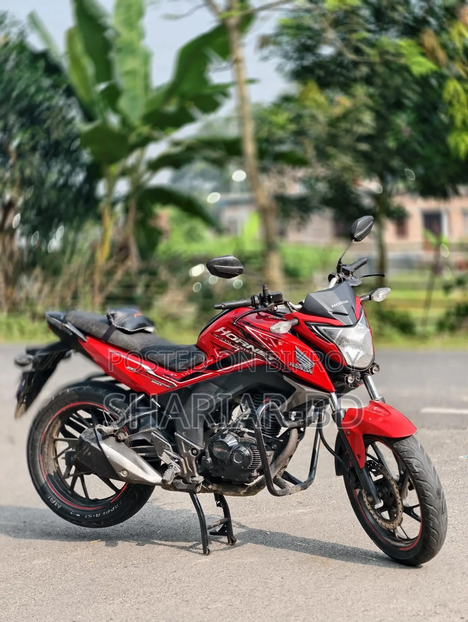 Honda Hornet . 2018