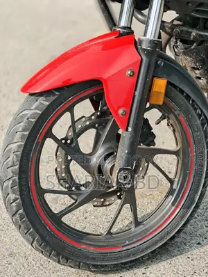 Honda Hornet . 2018