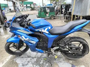 Suzuki Gixxer SF . 2022