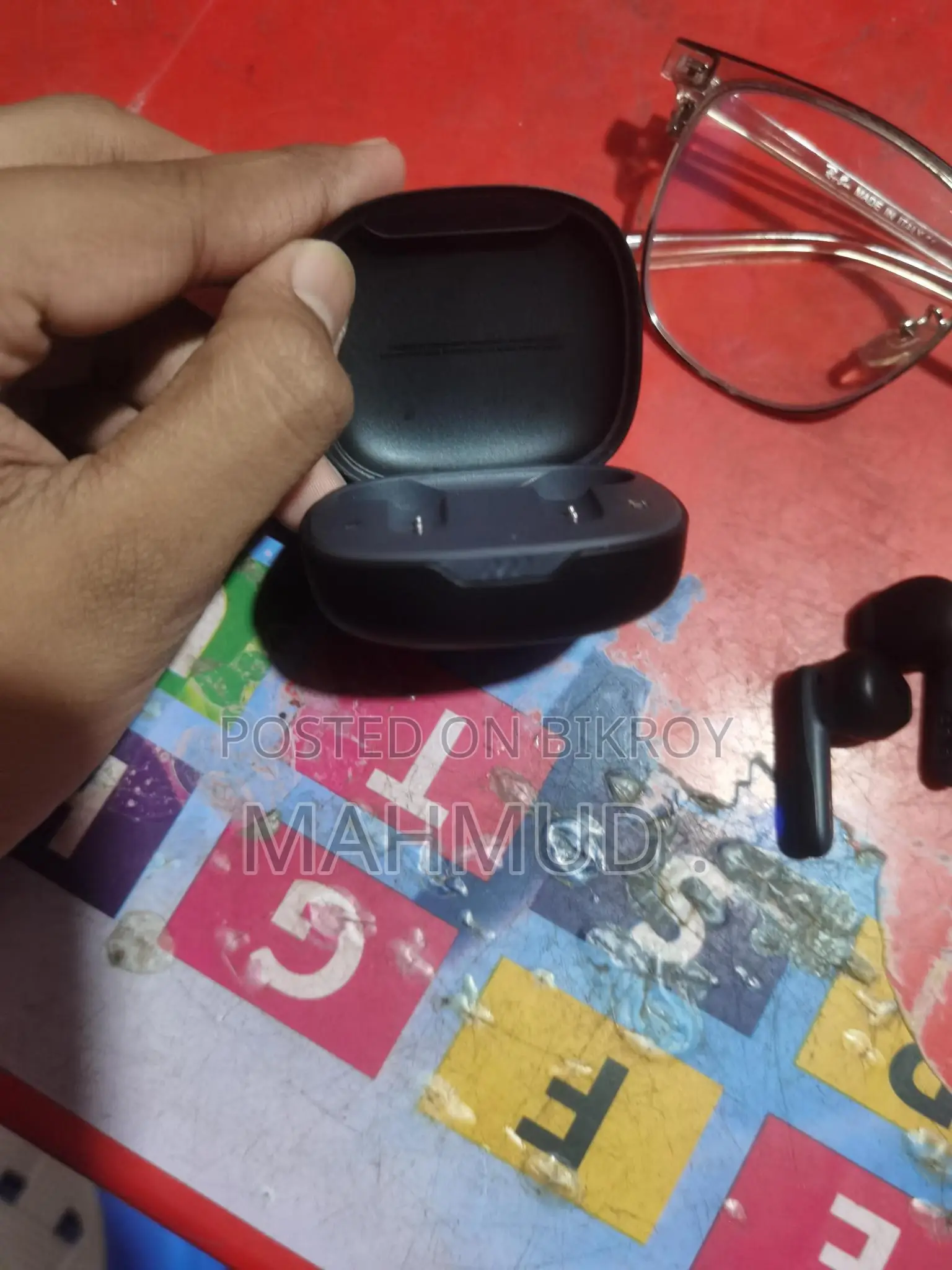 Jbl waveflex earphone
