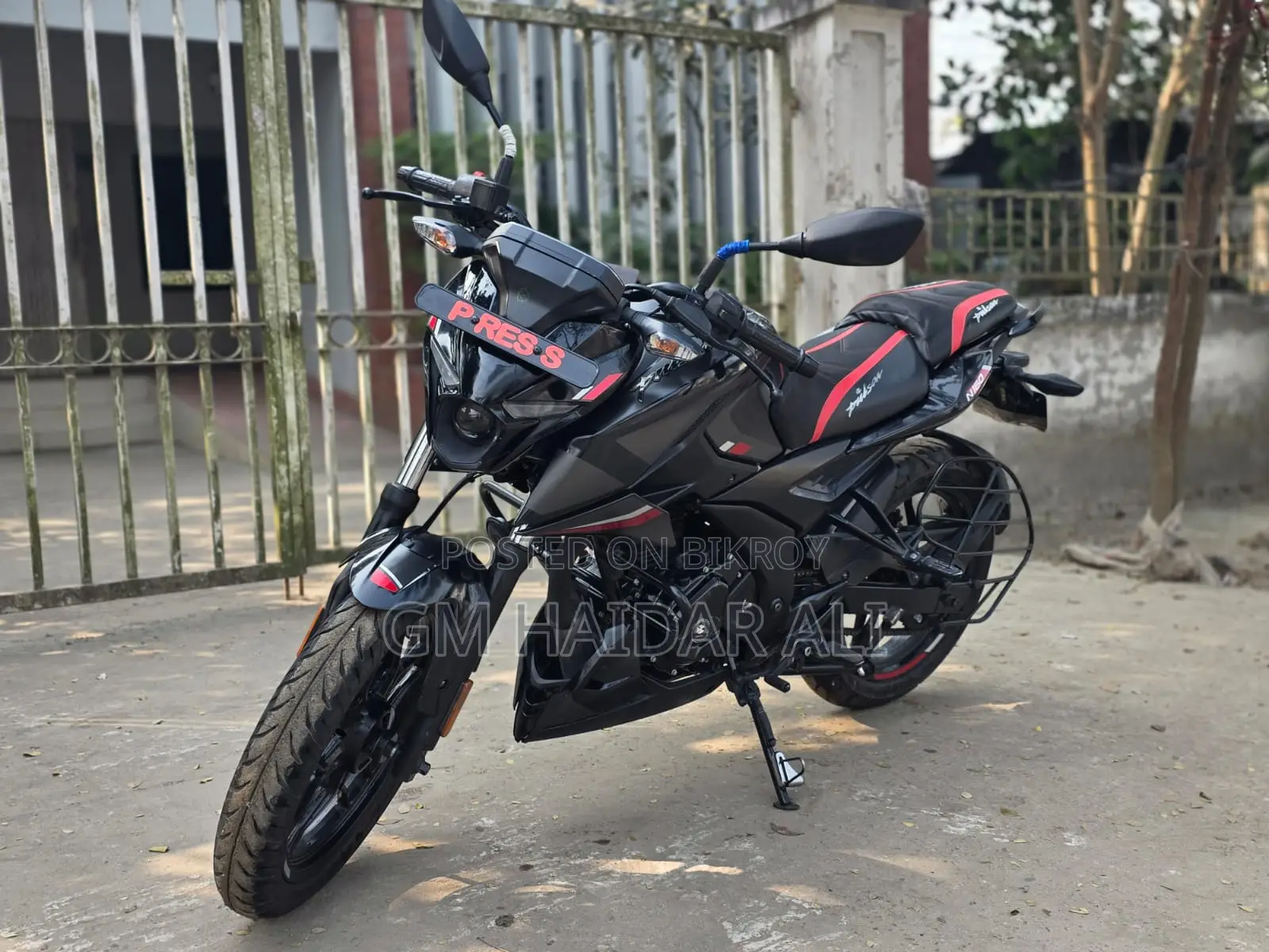 Bajaj Pulsar N 160 . 2025