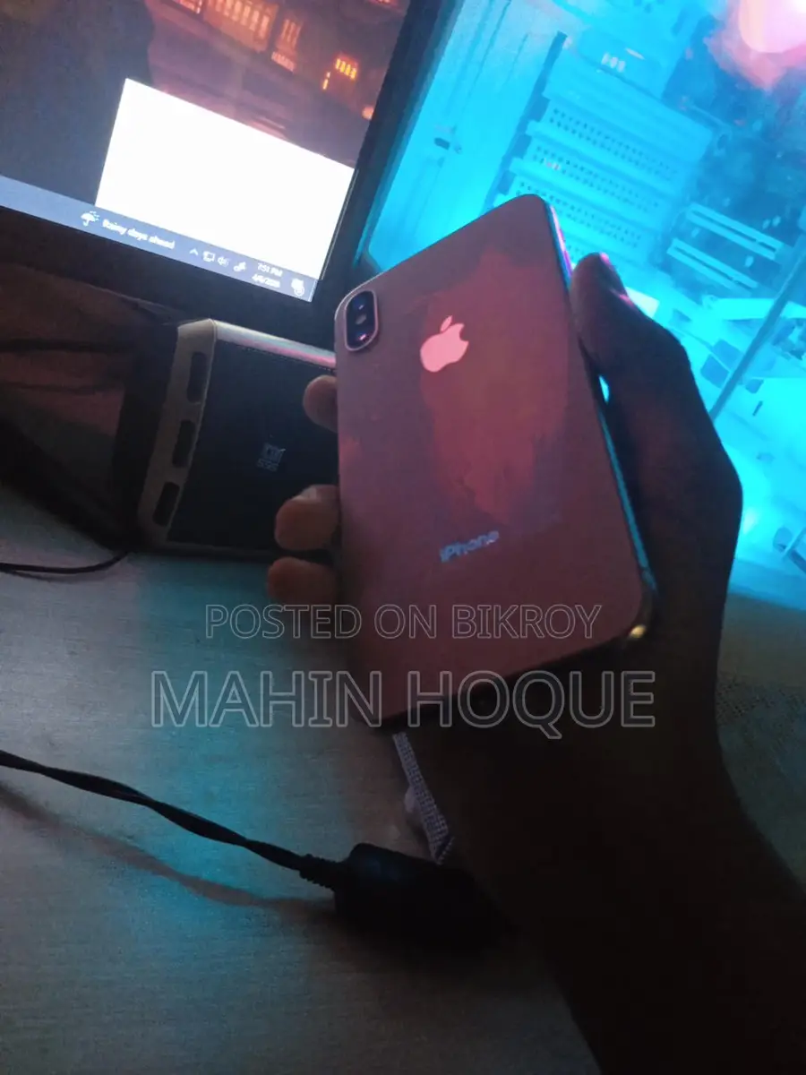 Apple iPhone X (Used)