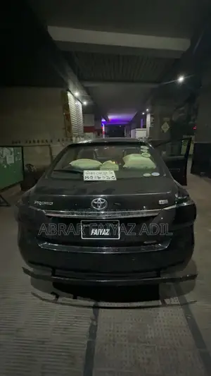 Toyota Premio 2017