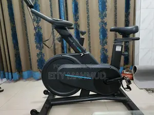 Ovicx Xcycle Q200C professional exercise bike