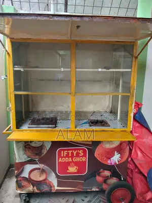 ফুড কার্ট গাড়ি।