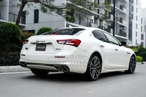 Maserati Ghibli 2021 White