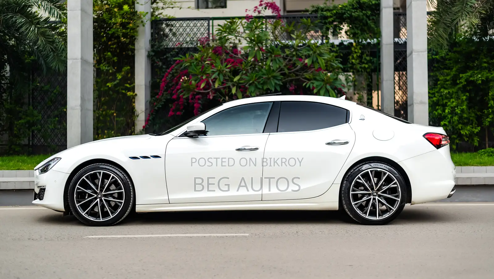 Maserati Ghibli 2021 White