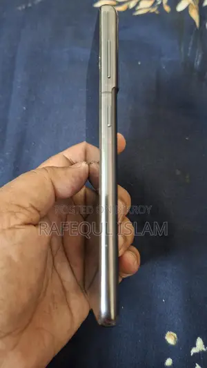 স্যামসাং গ্যালাক্সি এস২১ (ব্যবহৃত)