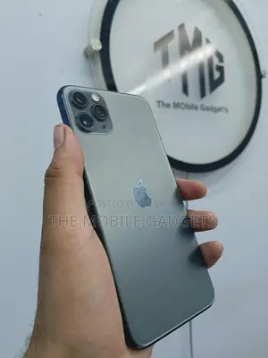 Apple iPhone 11 Pro Max 64GB (Used)