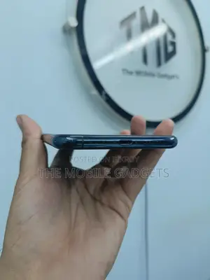 Apple iPhone 11 Pro Max 64GB (Used)