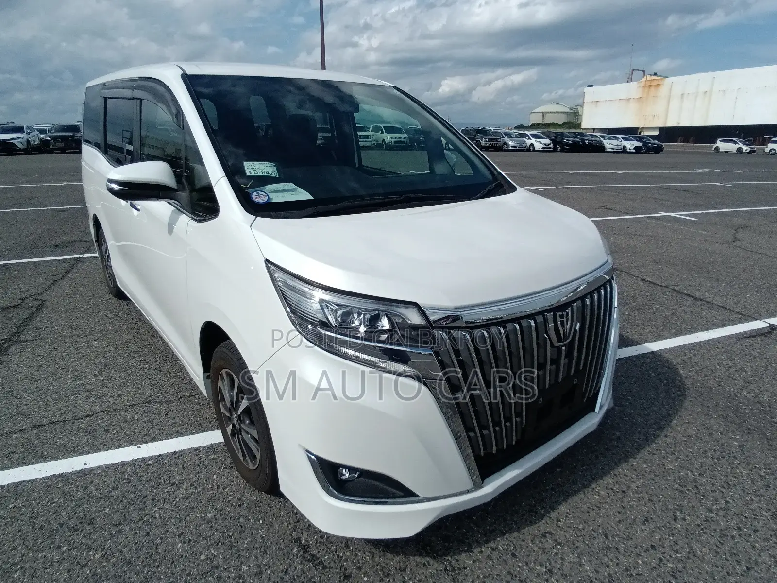 Toyota Esquire Non Hybrid Xi Pearl 2020