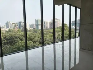 গুলশান ফুললি কমার্শিয়াল স্পেস ভাড়া ১৫০০ বর্গফুট
