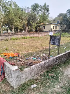 জরুরী ভিত্তিতে জমি বিক্রয় করা হবে।