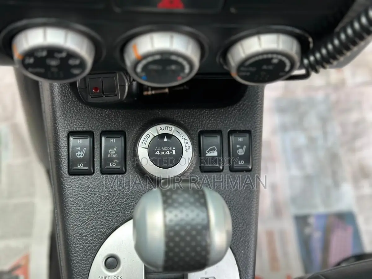 Nissan X-Trail জীপ 2009