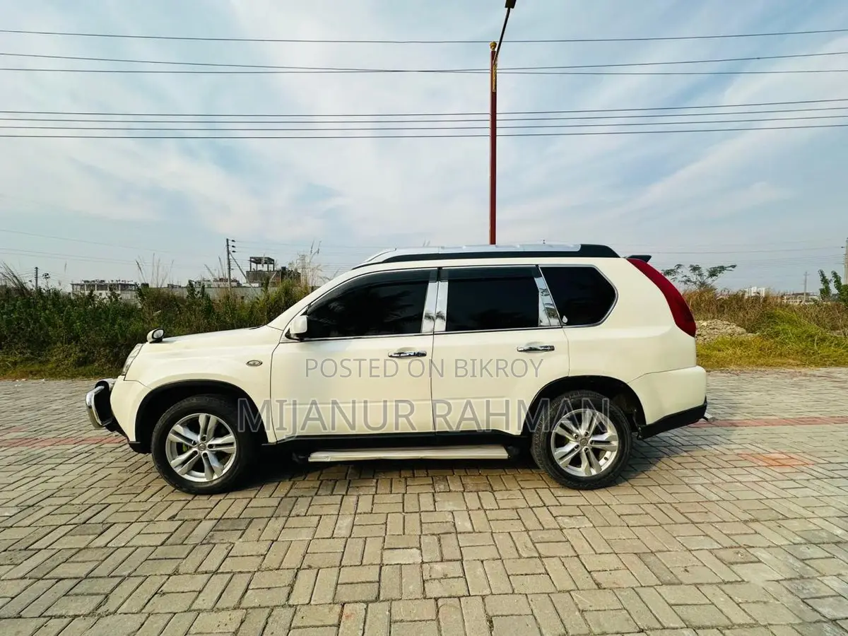 Nissan X-Trail জীপ 2009