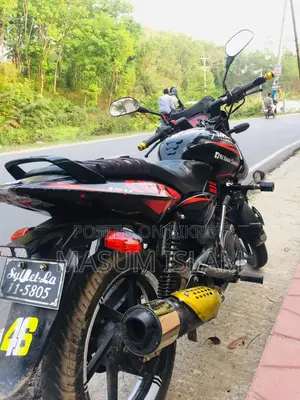 Bajaj Pulsar 150 . 2018