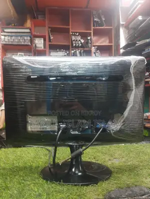 Samsung 18.5" LCD Monitor – Full Fresh Condition