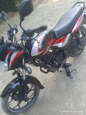 Bajaj Discover 125 2022 Black