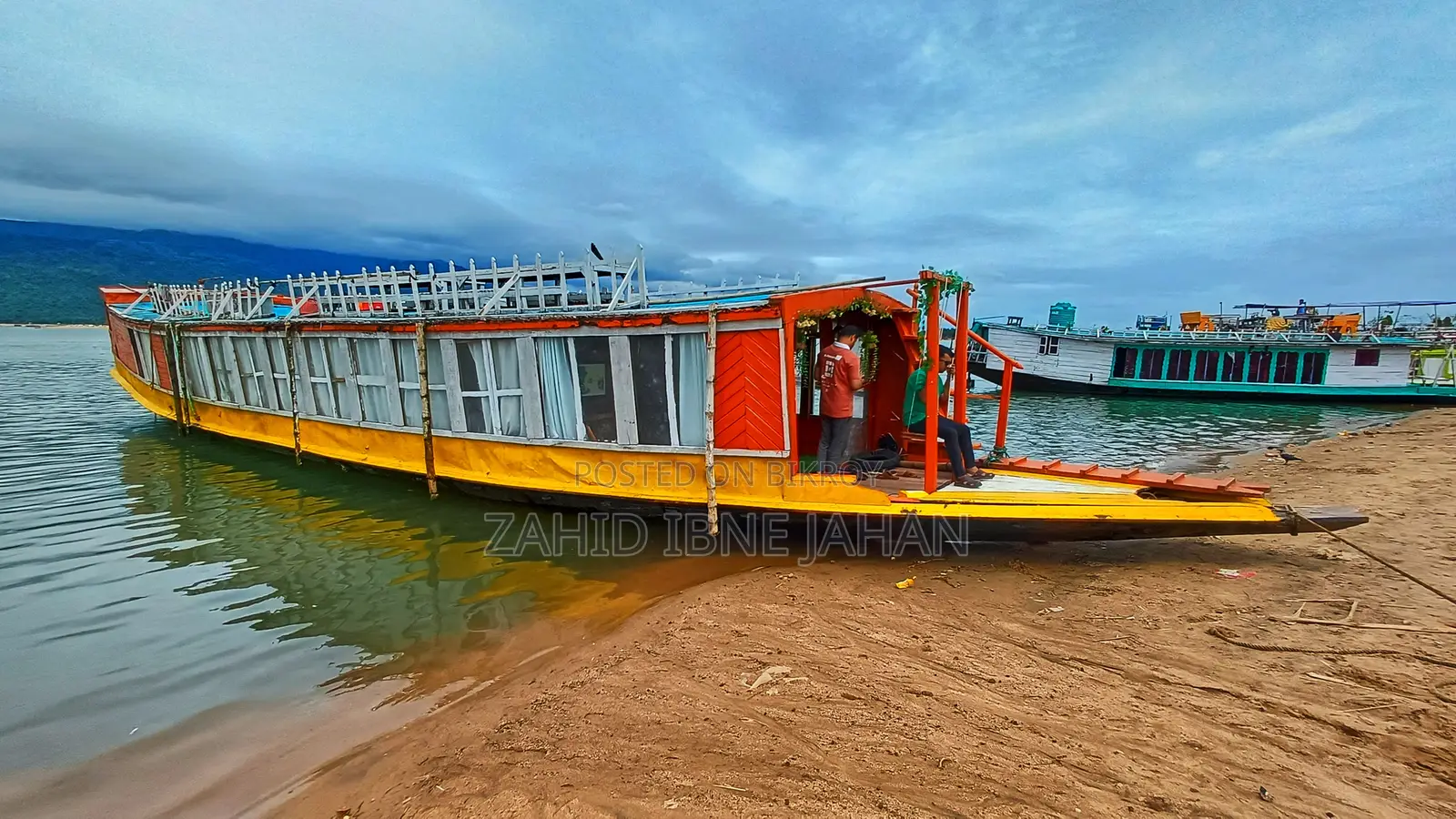 Urgent Sale: Wooden Tourist Eco-Houseboat
