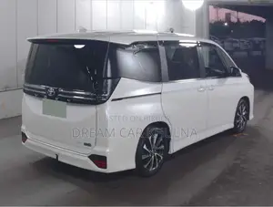 Toyota Voxy S-Z Full Option 2023 2026