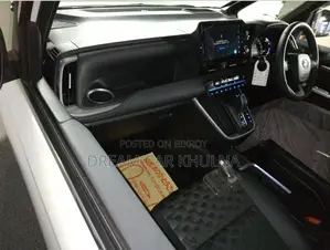 Toyota Voxy S-Z Full Option 2023 2026