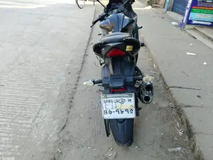 Suzuki Gixxer FI Disc . 2019