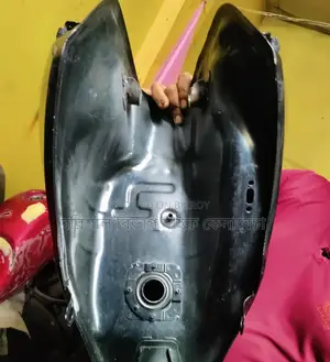 পালসার ১৫০ টেংকি