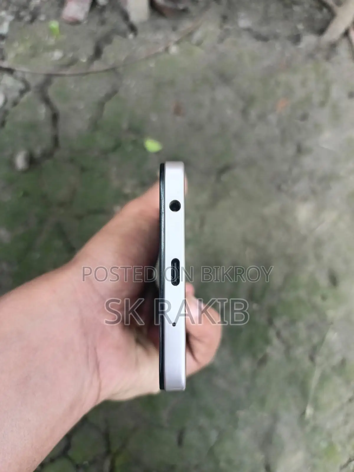 Vivo Y04 (Used)