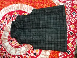 Uniqlo Brand Half Jacket